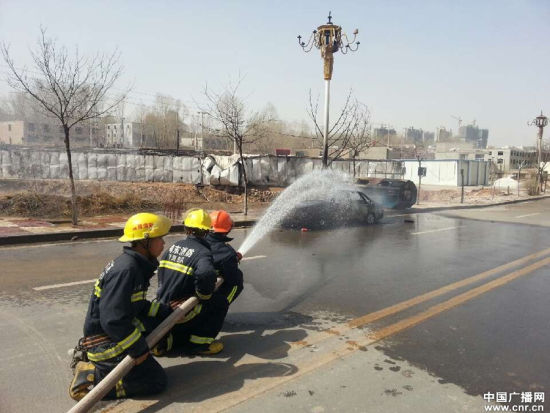 青海天然气管道发生爆炸燃烧 300余人疏散